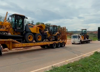 Galiléia recebe quatro máquinas pesadas de uma só vez